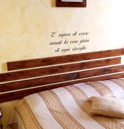 Apartmán With 3 Bedrooms In Lipari With Wonderful City View Balcony And Wifi 1 Km From The Beach *